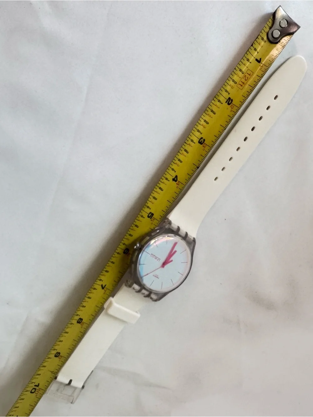 Swatch Polawhite White Silicone Swiss Quartz Wrist Watch 41mm Water Resistant